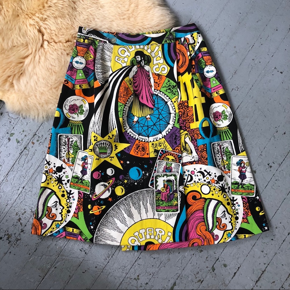 1960’s 1970’s Occult & Mysticism Print Skirt RARE - Picture 1 of 8